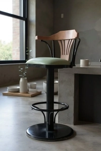 Dönerli Bar Sandalyesi – Yeşil Deri Oturum, İnegöl Ceviz Sırt 75 cm Yükseklik